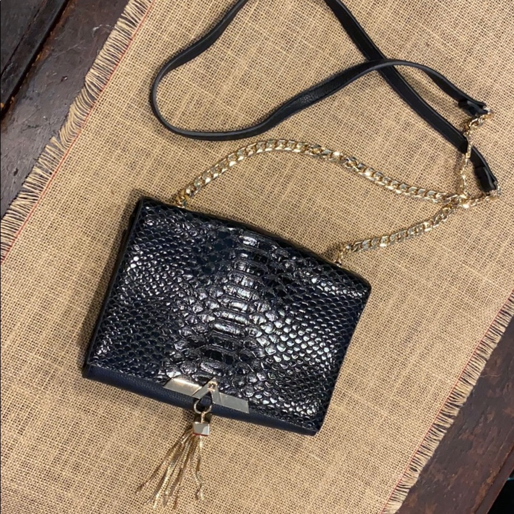 Black purse
